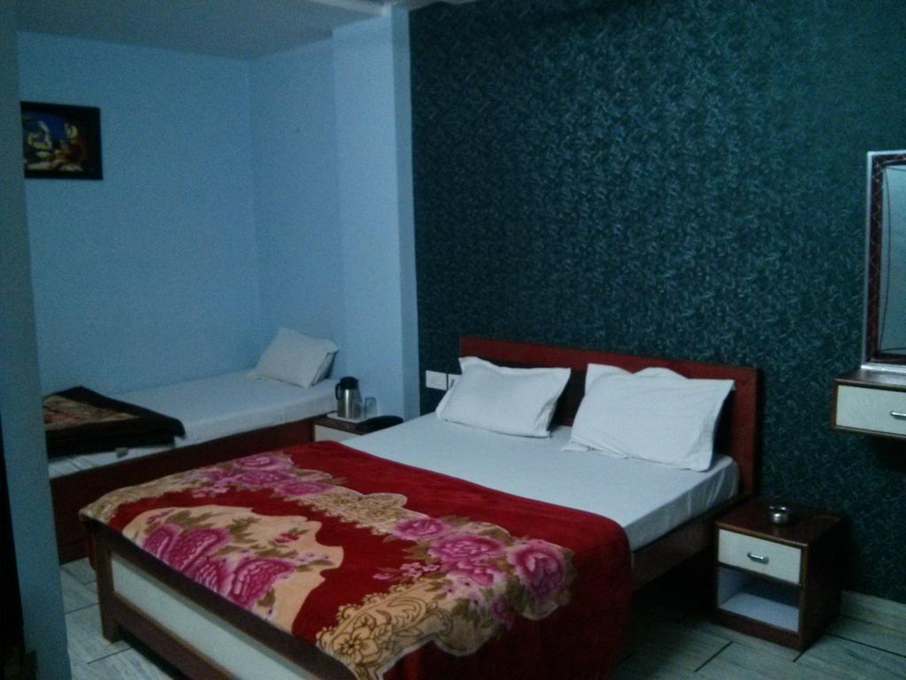 Oyo 15242 Hotel Rathi Palace Jaipur Eksteriør billede