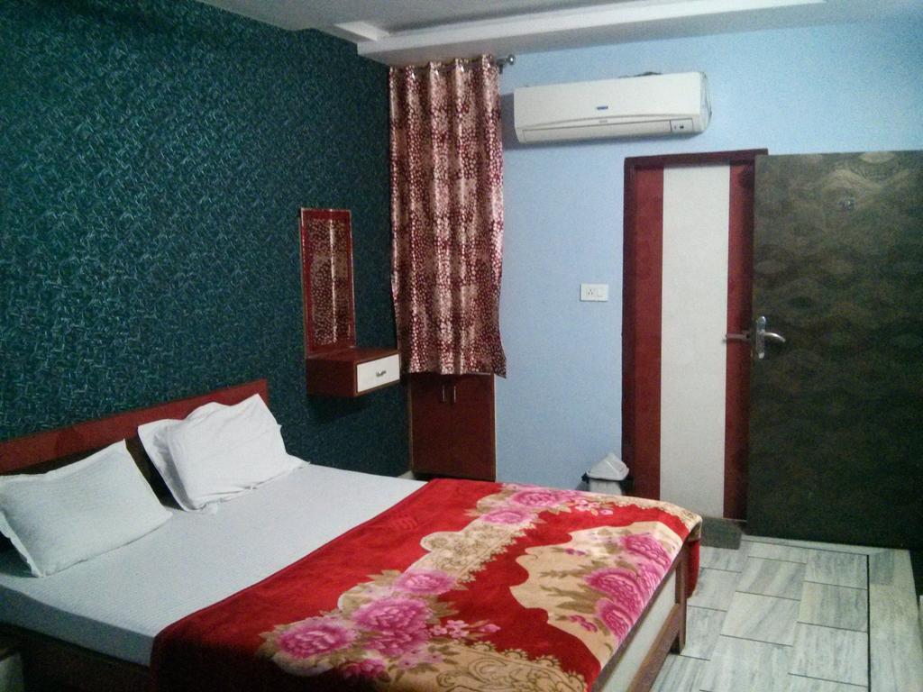 Oyo 15242 Hotel Rathi Palace Jaipur Eksteriør billede
